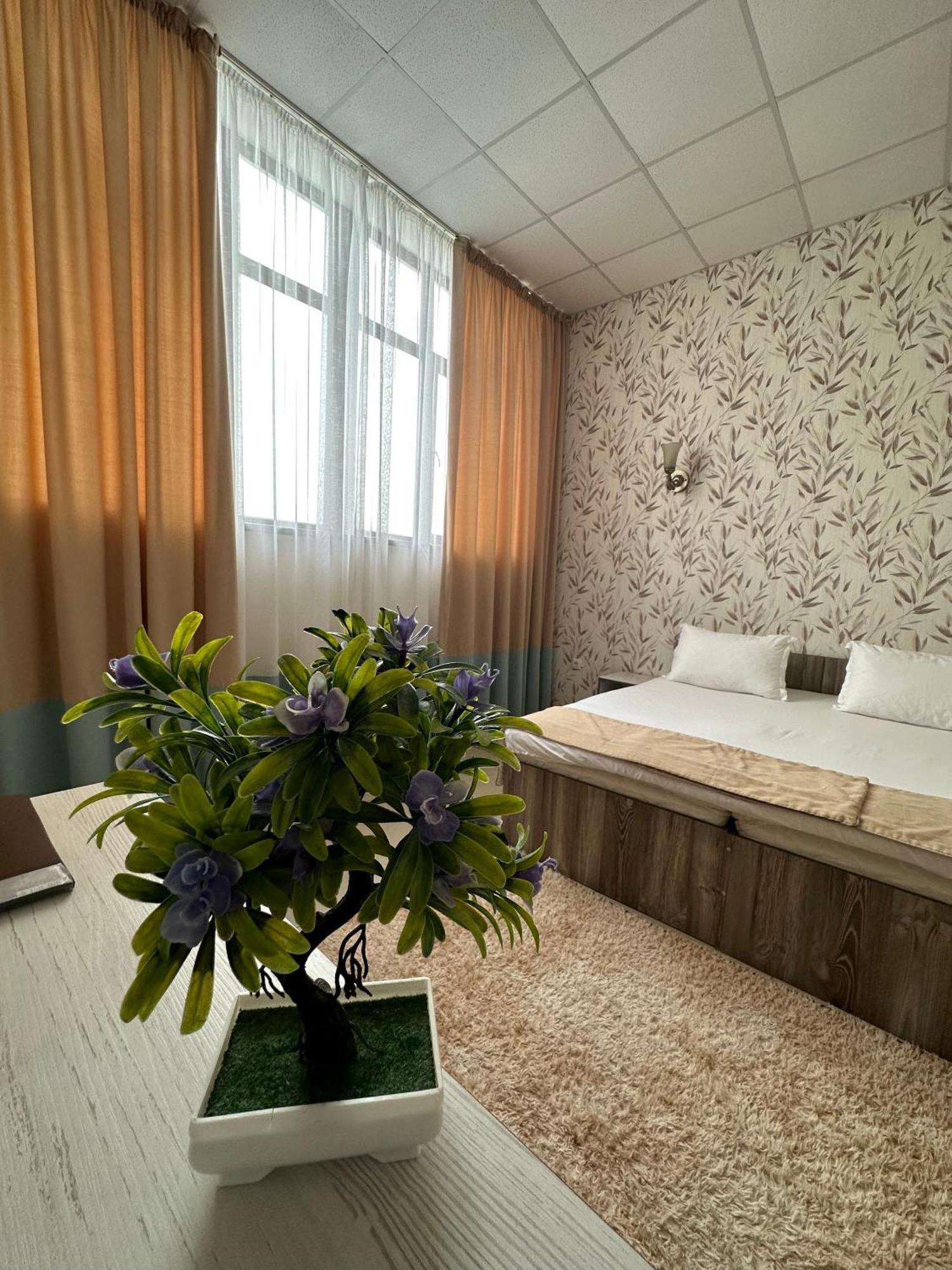 Tarlan Hotel Aktau  Exterior foto